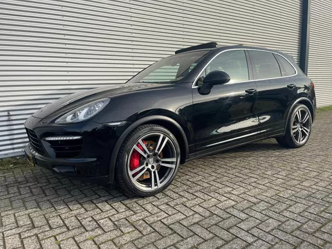Porsche Cayenne 4.8 Turbo